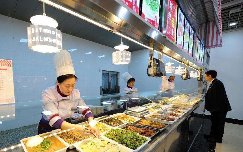 校園外賣app開發哪些功能可以吸引用戶